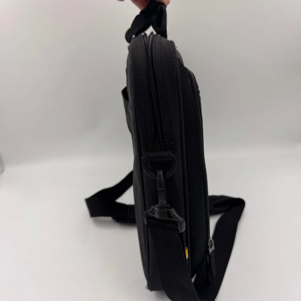 Case Logic Black Nylon 15.6